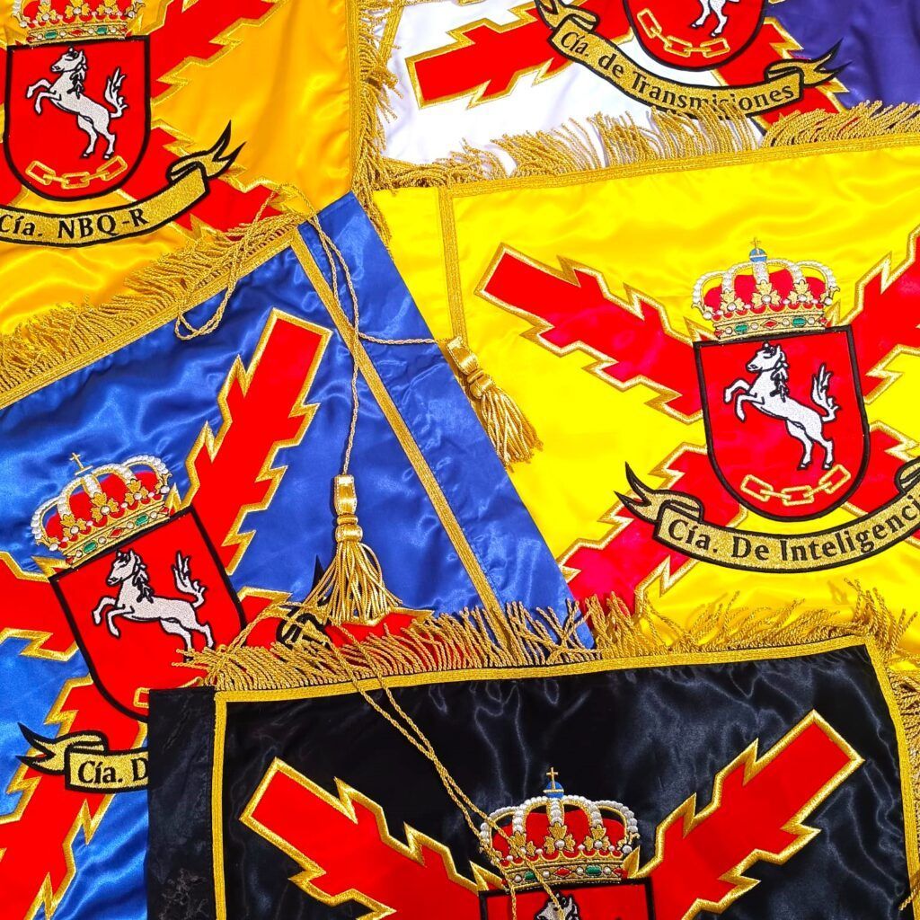 banderin_banderines_bordados_tela_institucionales_espana_bandera_costura_escudo_mesa