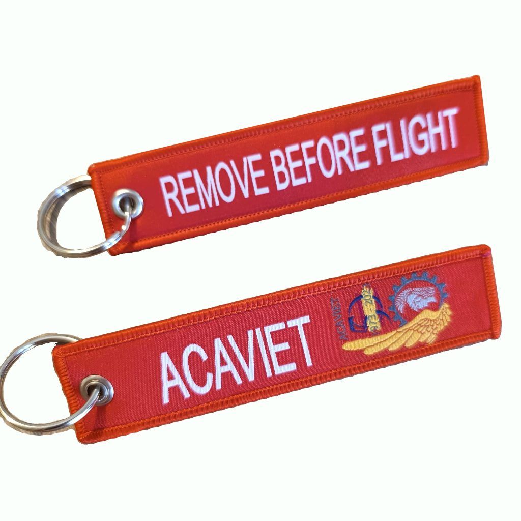 Llavero bordado tejido tela academia aviación ejército tierra