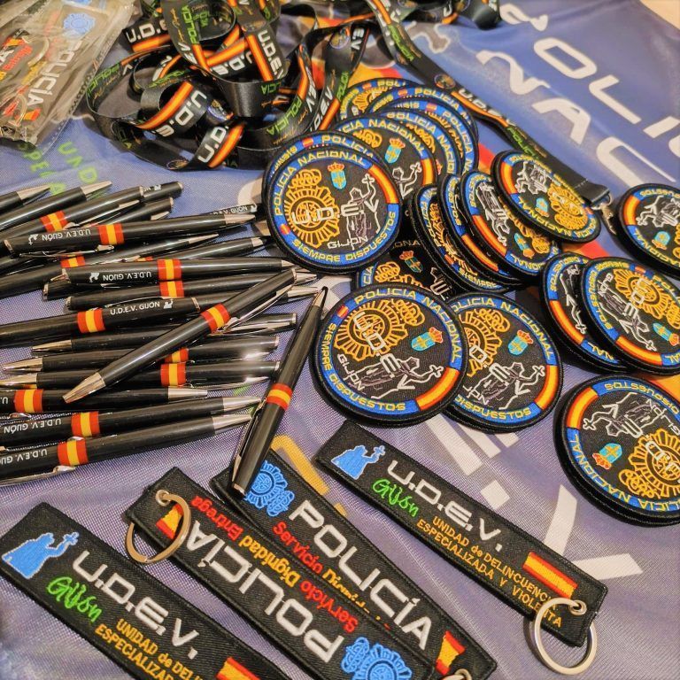 Llavero parche bolígrafo personalizable