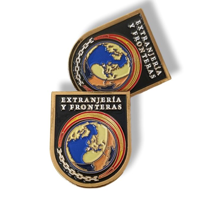 distintivo función extranjería y fronteras policía nacional