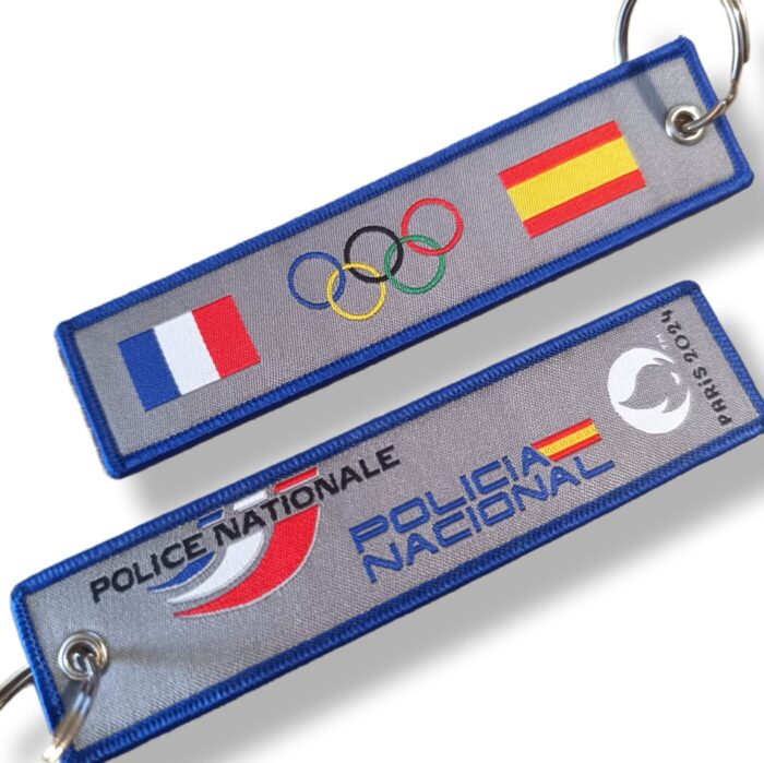 llavero_policía_nacional_juegos_olímpicos_paris_francia_2024_tejido
