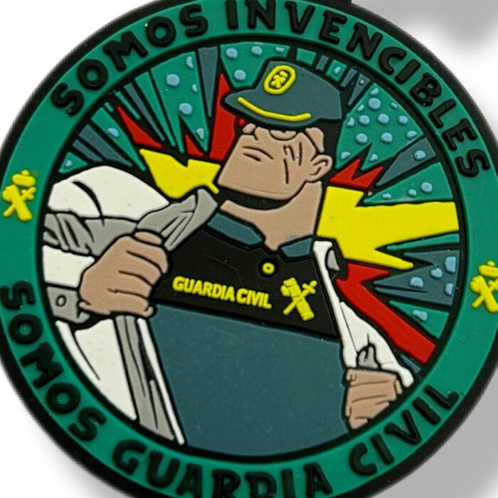 llavero_pvc_guardia_civil_somos_invencibles_superman_españa_benemérita