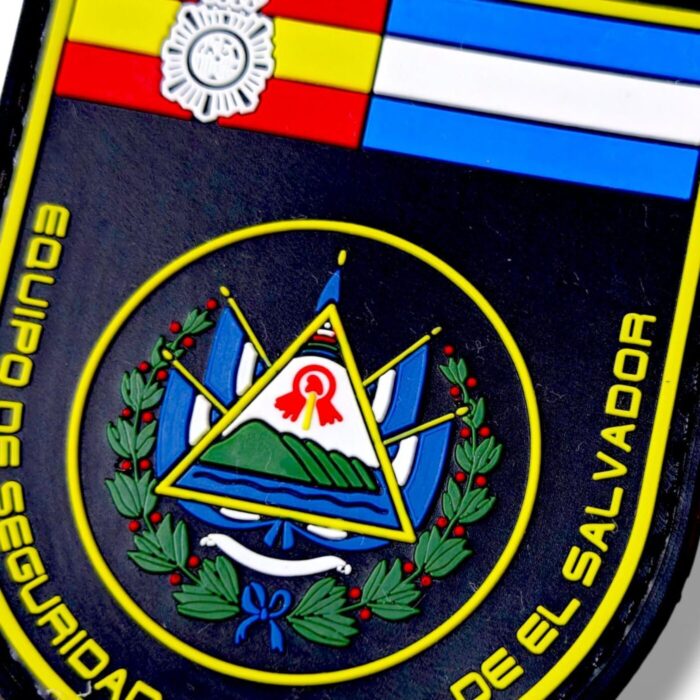 parche_policia_nacional_equipo_seguridad_embajada_el_salvador